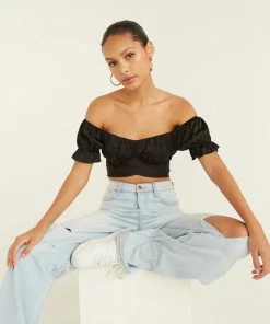 AT Mara Puff Crop Top New Threads