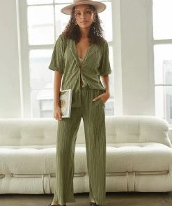 AT New Threads Amara Plissé Button Up Shirt