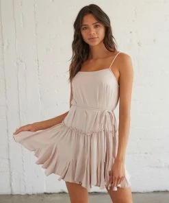 AT Lennon Flowy Ruffle Dress