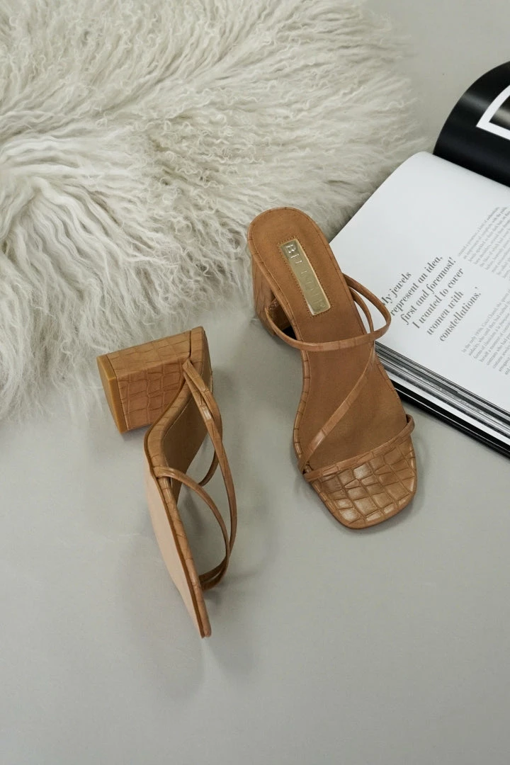 Billini Yazmin Cross Strap Block Heel In Hazelnut Croc