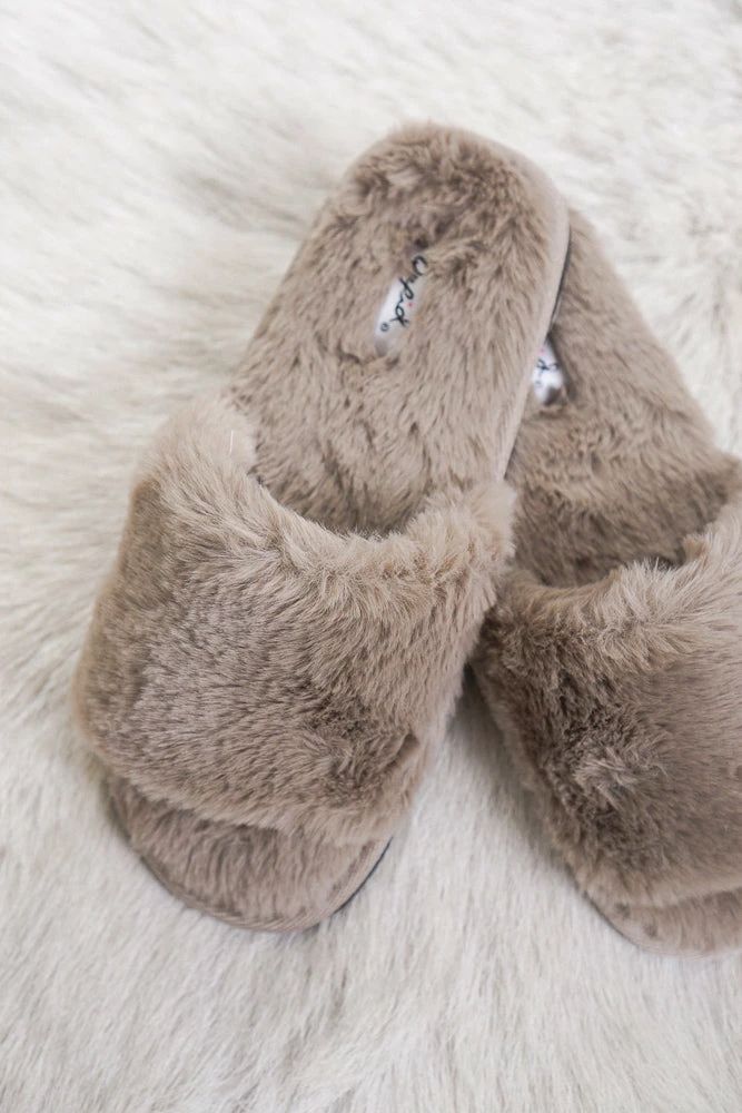 AT Sale Stacie Furry Slides In Taupe