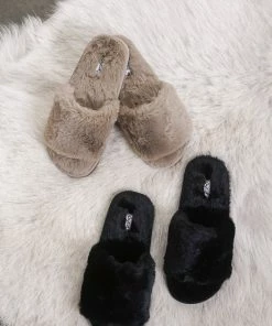 AT Sale Stacie Furry Slides In Black