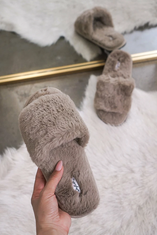 AT Sale Stacie Furry Slides In Taupe