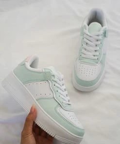 Dixie Lace Up Platform Sneaker