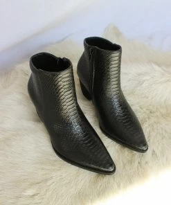 Matisse Sale Astoria Boots In Black