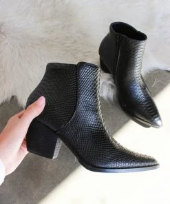 Matisse Sale Astoria Boots In Black