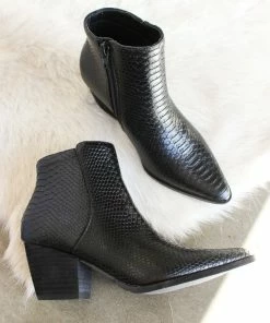 Matisse Sale Astoria Boots In Black