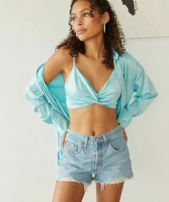 New Threads Levi's 501 Distressed Shorts In Light Wash