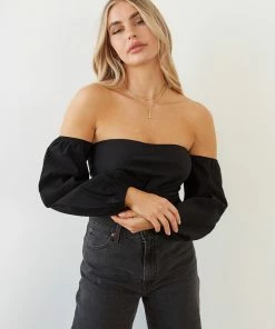 AT Brielle Twist Crop Top