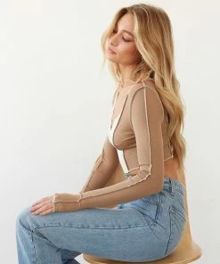 AT Rory Contrast Crop Top New Threads