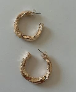 AT Accessories Gilded Coast Twist Hoop Earrings