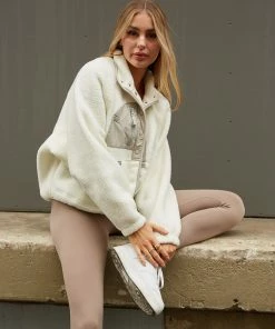 AT New Threads Maverick Fleece Jacket In White