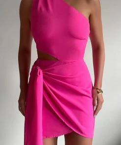 Runaway New Threads Estella Mini Dress In Fuchsia