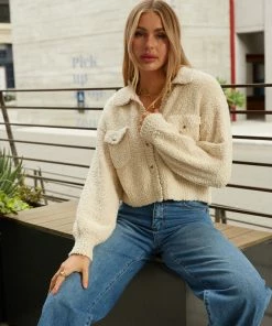 Izzy Fuzzy Crop Sweater In Ivory