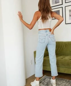 Levi's Ribcage Straight Ankle Jeans In Light Wash New Threads