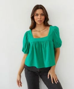AT Lotus Puff Sleeve Top