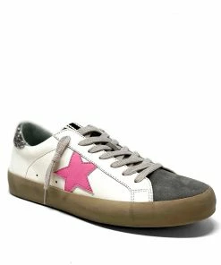 AT New Threads Paris Sneakers In Light Grey