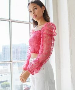 AT New Threads Isabelle Lace Crop Top
