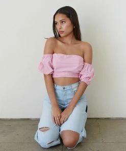 AT New Threads Taylor Puff Crop Top