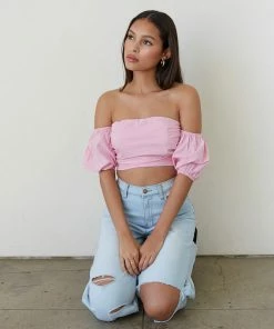 AT New Threads Taylor Puff Crop Top
