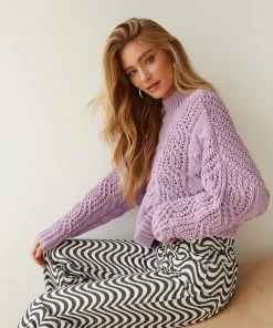 Montgomery Cable Knit Sweater In Purple