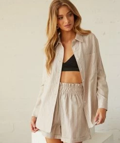 AT Oakland Cuffed Shorts