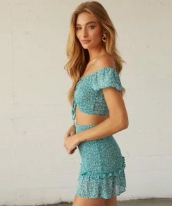 AT Mary Floral Smocked Shorts