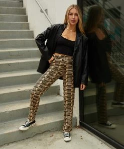 AT New Threads Carson Wavy Straight Jeans