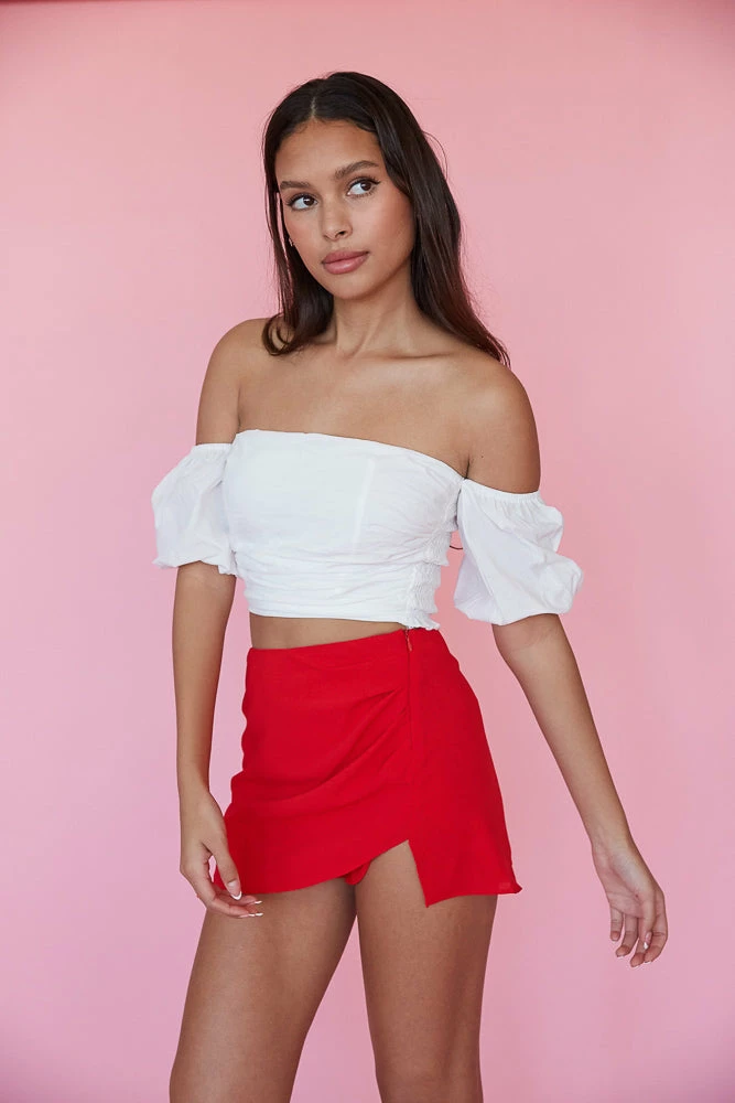 AT New Threads Taylor Puff Crop Top
