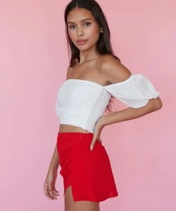 AT New Threads Taylor Puff Crop Top