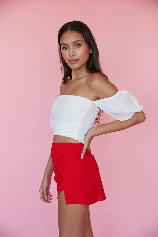 AT New Threads Taylor Puff Crop Top